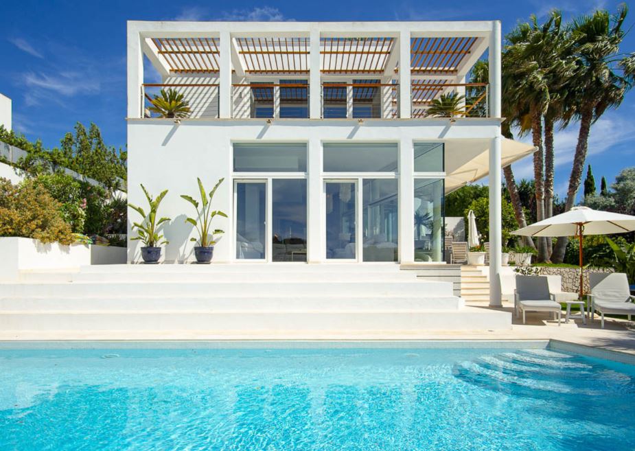 Villa with high yield investment opportunity