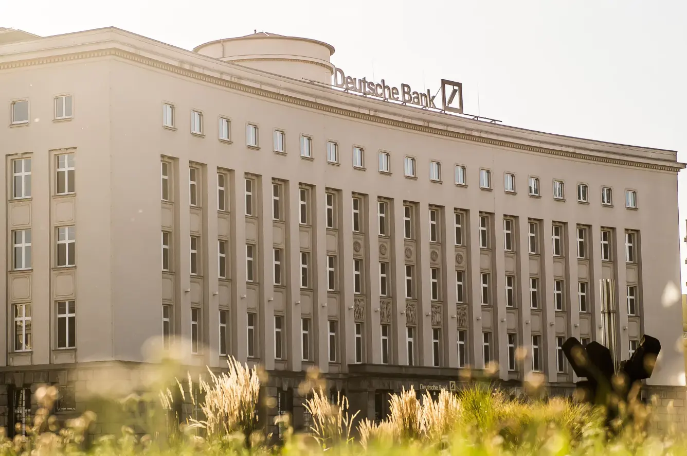 high-yield real estate investment project - Deutsche Bank